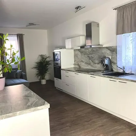Novy Stylovy Blizko Sazavy Apartment *
